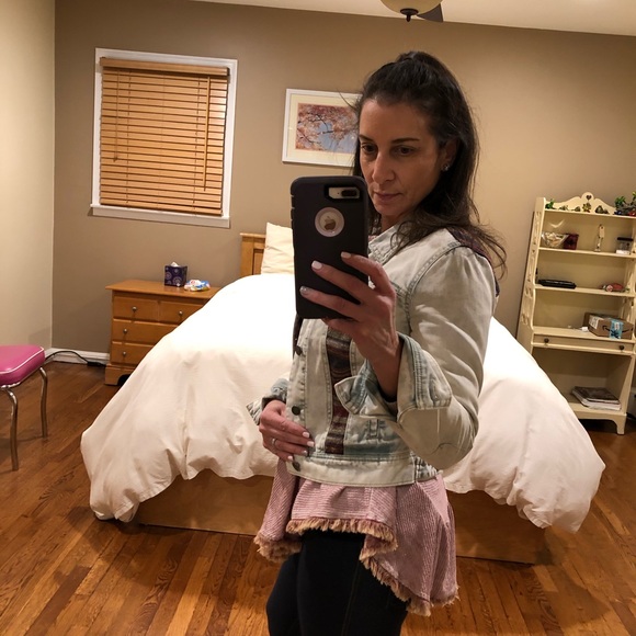 COPY - Free People denim jacket - Picture 5 of 6